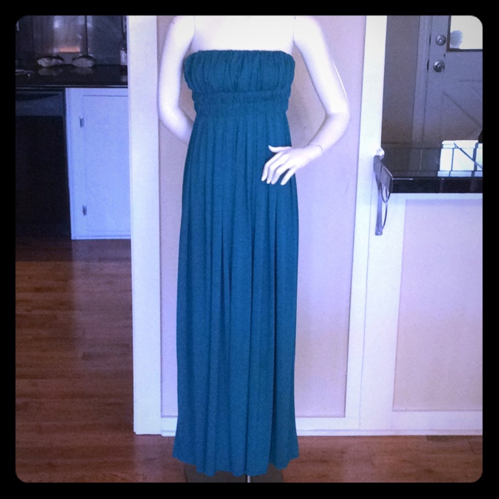 3 for $10 sale- MAX STUDIO TEAL STRAPLESS EMPIRE WAIST MAXI DRESS